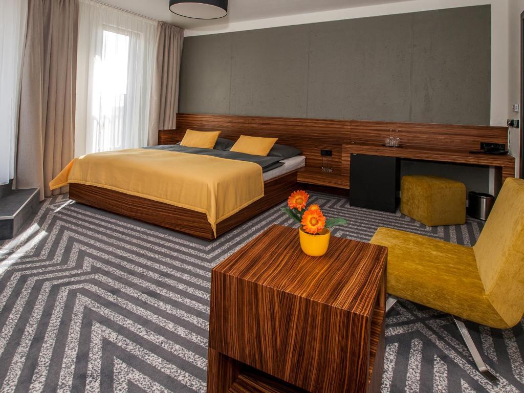 Hotel 99 Chomutov Rum bild