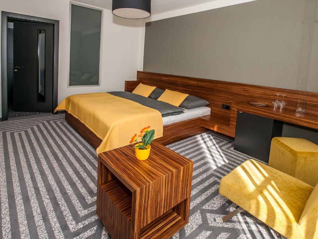 Hotel 99 Chomutov Rum bild